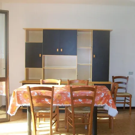 Apartahotel Casa Silvia *