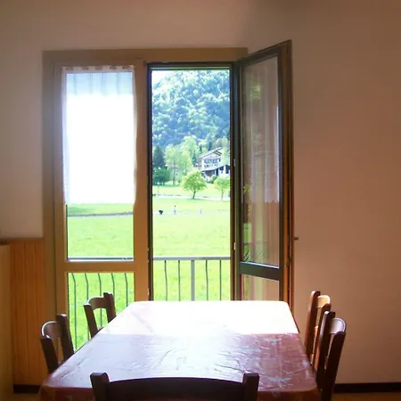 Casa Silvia Apartahotel Bezzecca